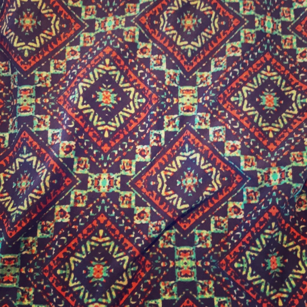 Lularoe tall and curvy leggings